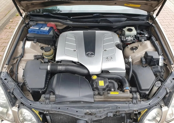 Lexus GS cena 39900 przebieg: 269000, rok produkcji 2001 z Piaseczno małe 191